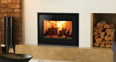 The Stovax Studio 500: stylish landscape wood burning stoves